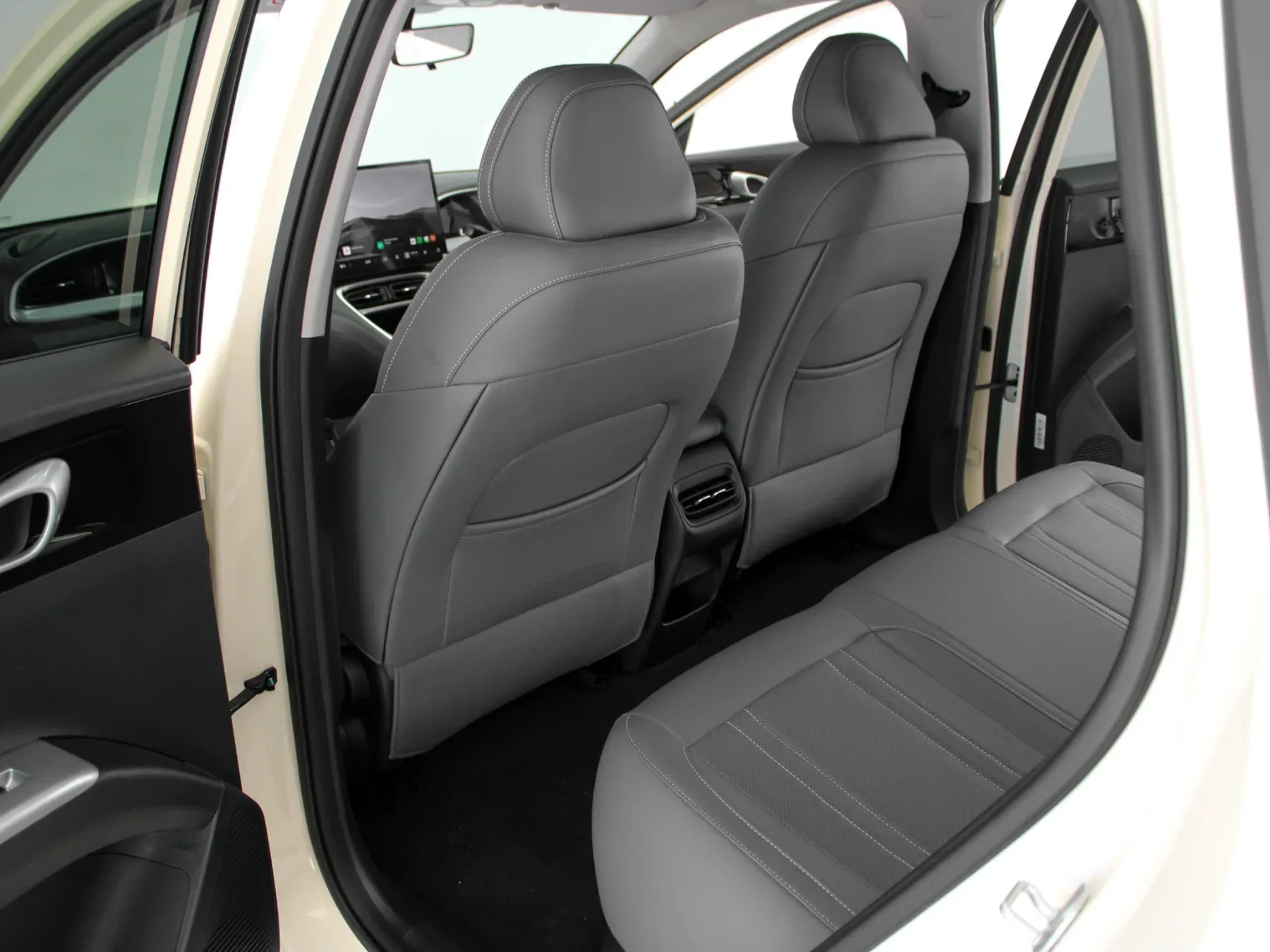 2026 Geely E2 Aspire - Image 11