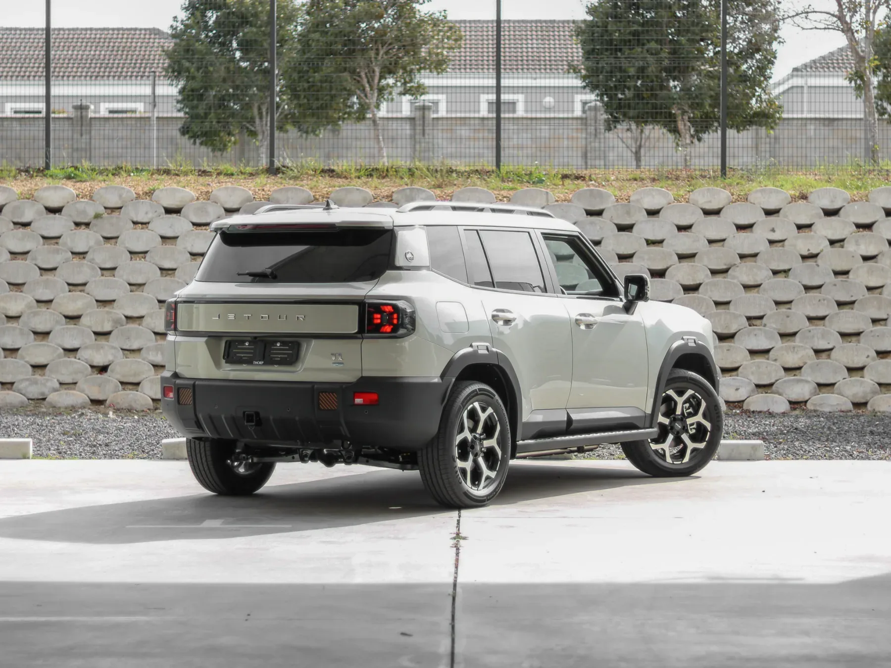 2026 Jetour T1 i-DM - Image 8