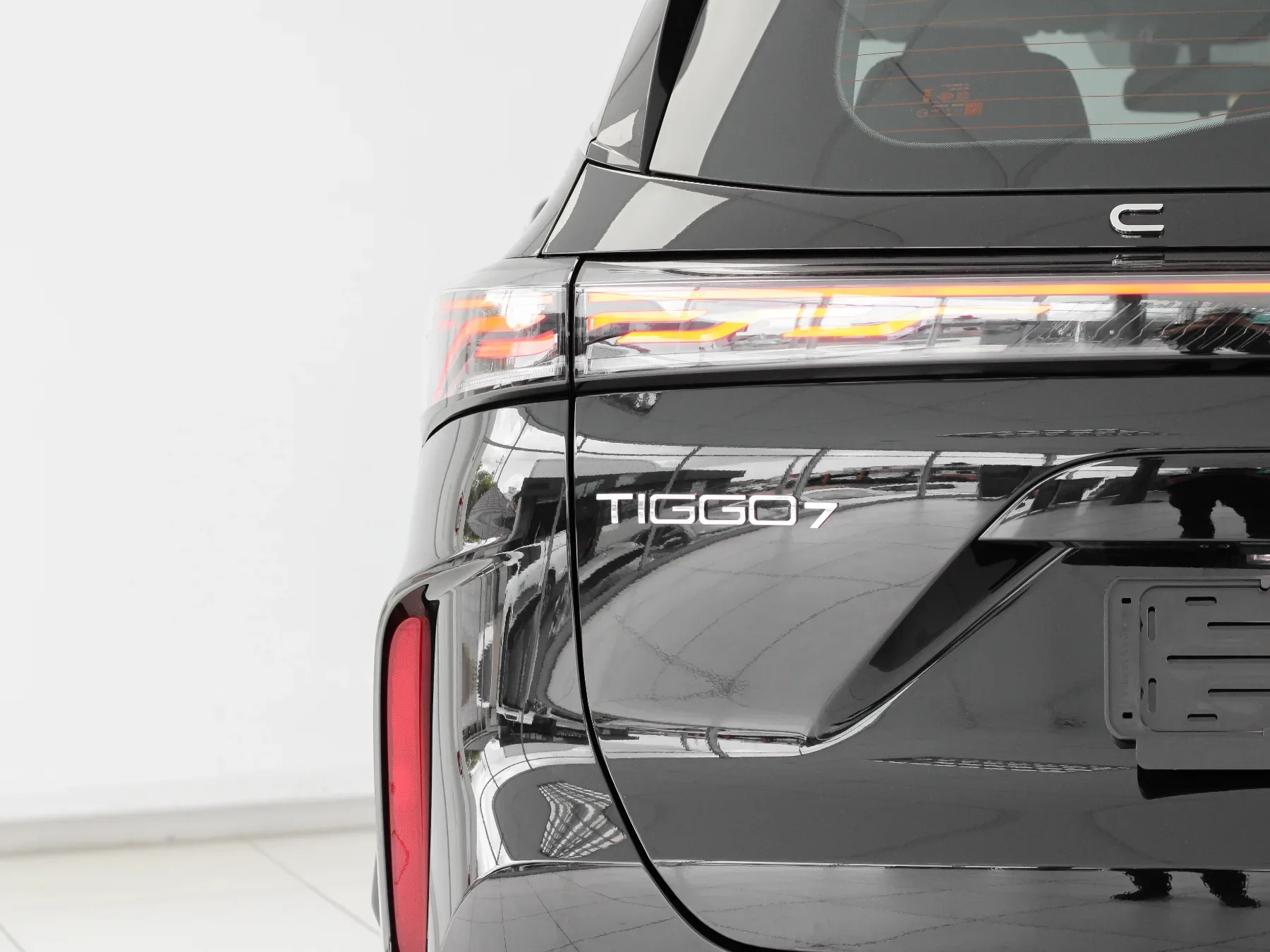 2026 Chery Tiggo 7 Dark Edition - Image 7
