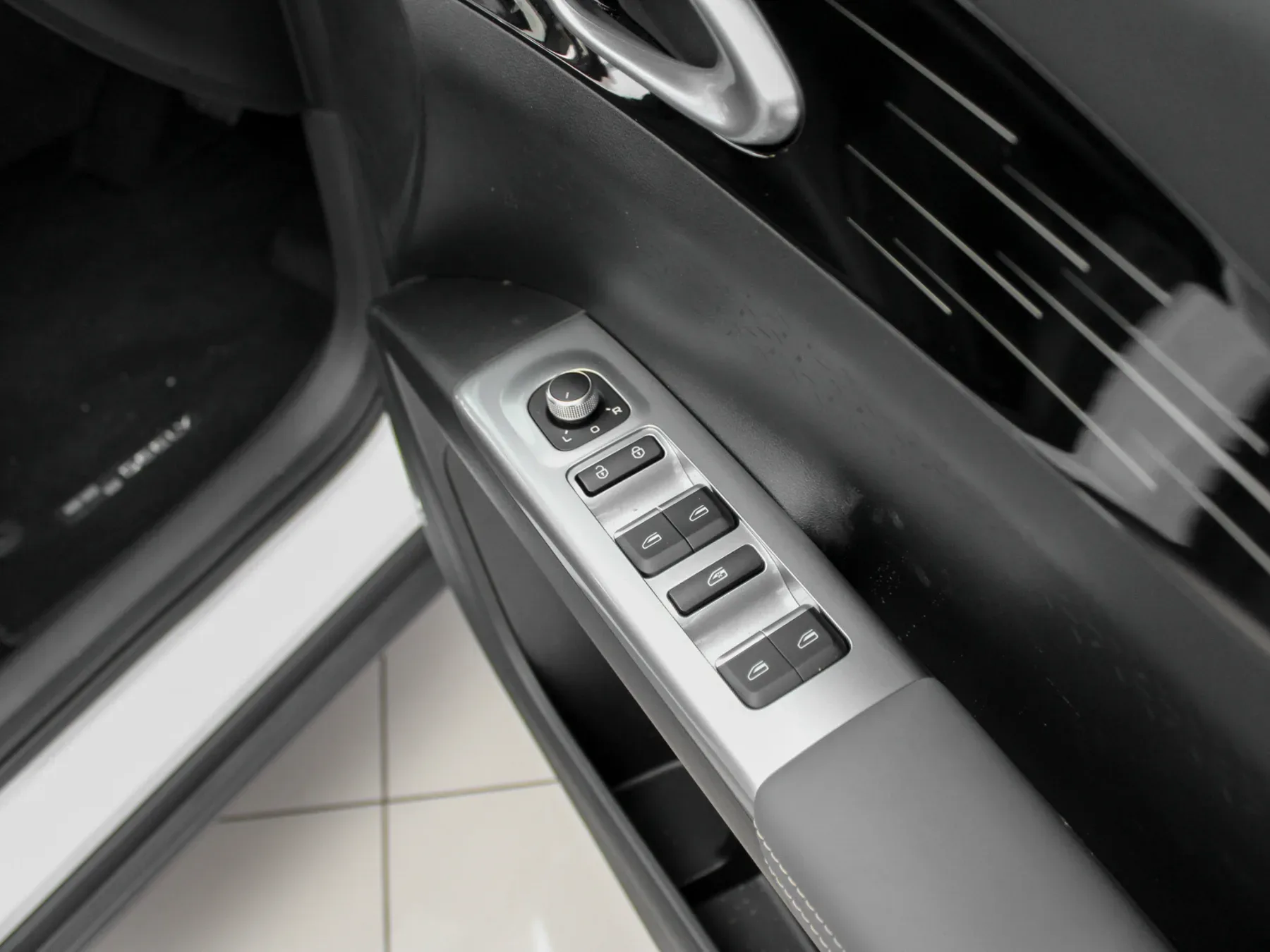 2026 Geely E2 Aspire - Image 16